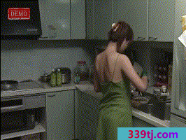 少妇涩涩开车 gif 动态图
